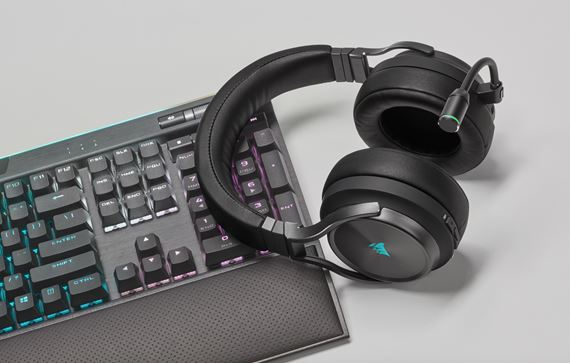 Corsair VIRTUOSO RGB Wireless XT je nov� hern� headset so �tyrmi mo�nos�ami pripojenia pre n�ro�n�ch